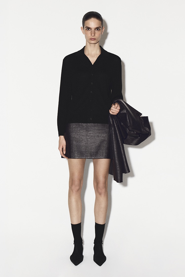 テクスチャードミニスカート